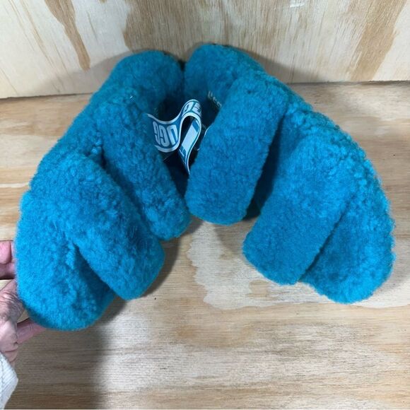 UGG Fluffy Teal Slippers Women’s Size 7 - Picture 3 of 7